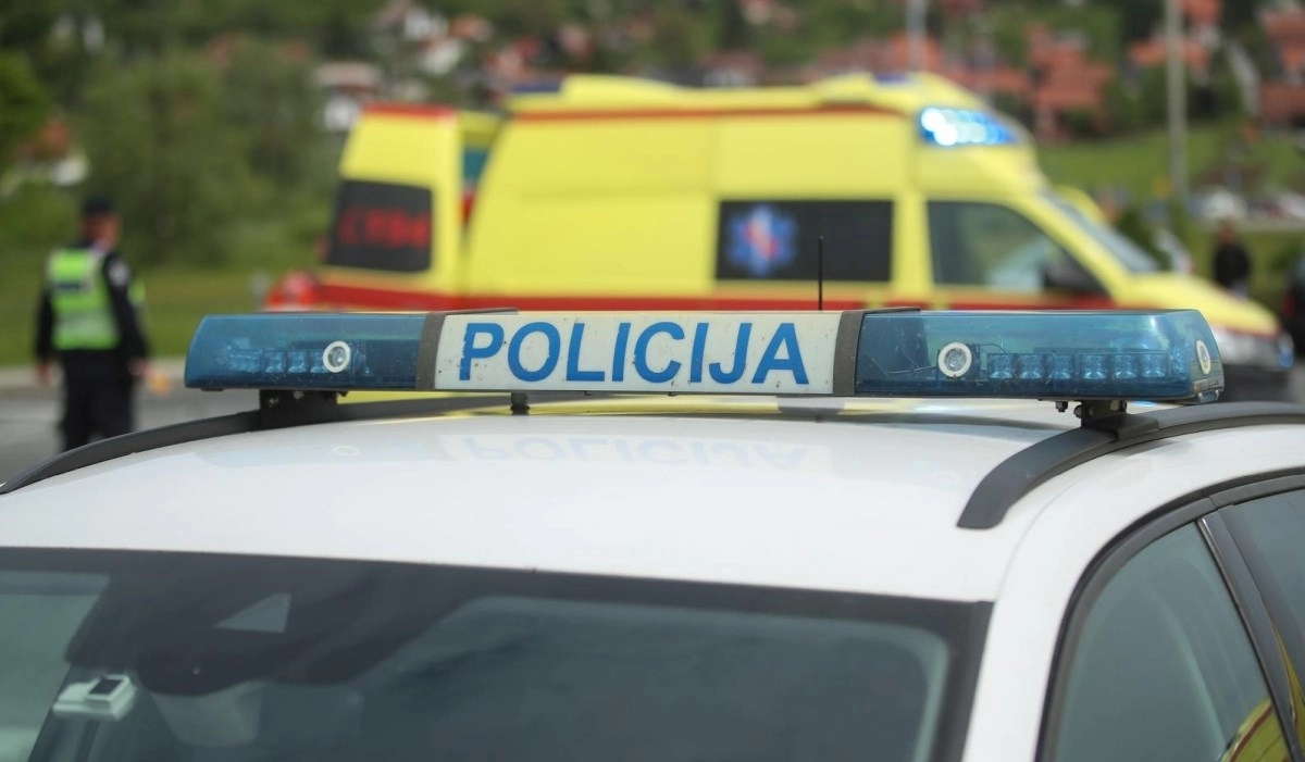 U bazenu u Zagrebu se utopilo dijete (7)